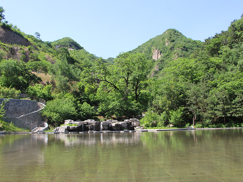 北京骨灰寄存陵园有哪些？华人怀思堂和九公山纪念林骨灰寄存价格